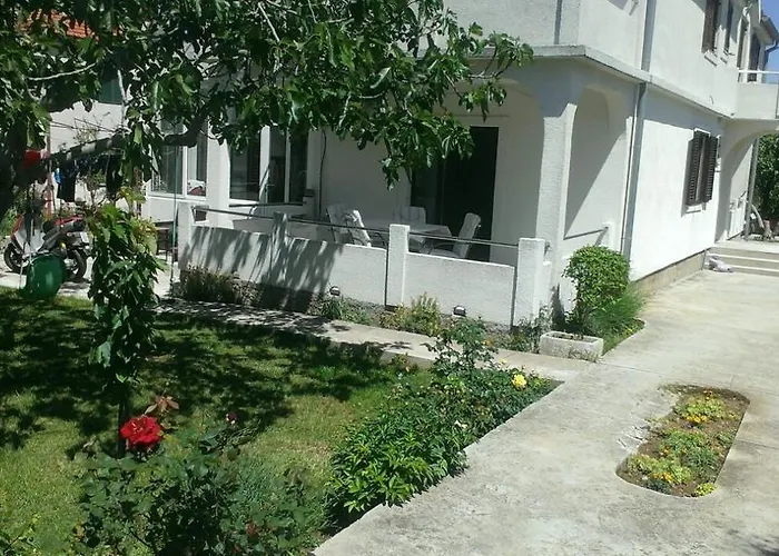 Apartments David