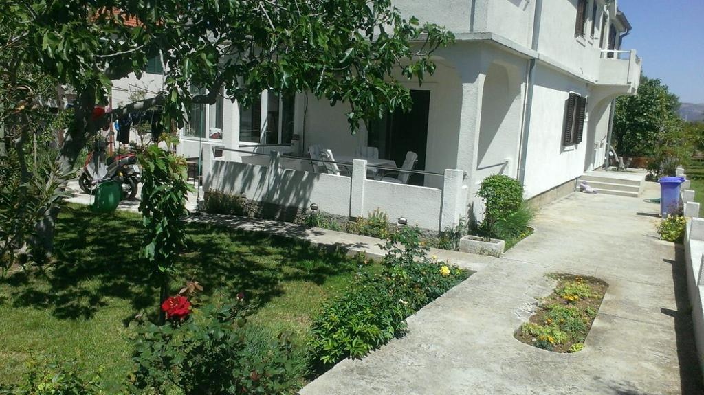 Apartma David Murter